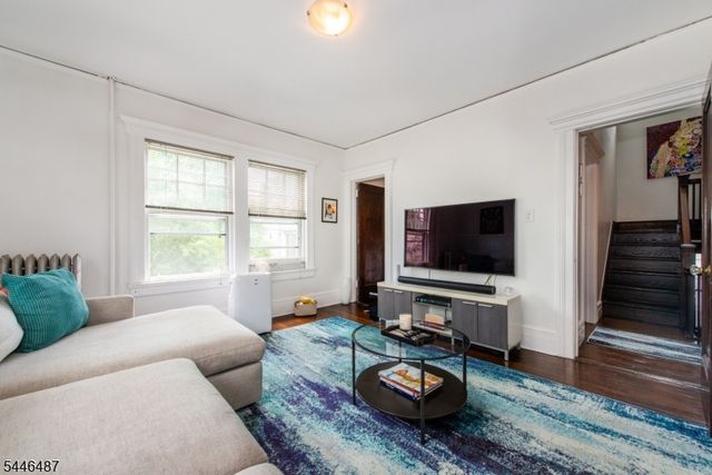 786 Lake St, Newark City, NJ 07104