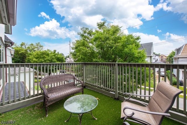786 Lake St, Newark City, NJ 07104
