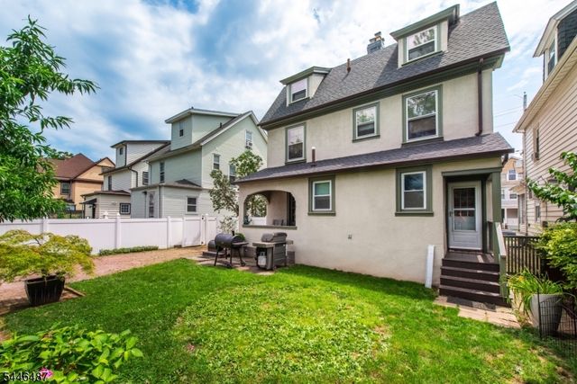 786 Lake St, Newark City, NJ 07104