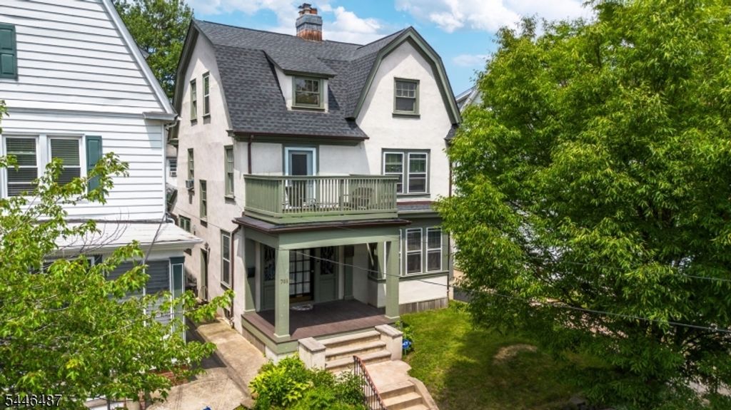 786 Lake St, Newark City, NJ 07104