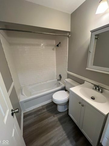 223 Highwood Drive, Westfield, IN 46074