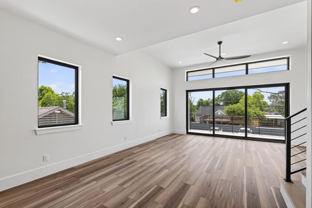 6824 Sidney Street B, Houston, TX 77021