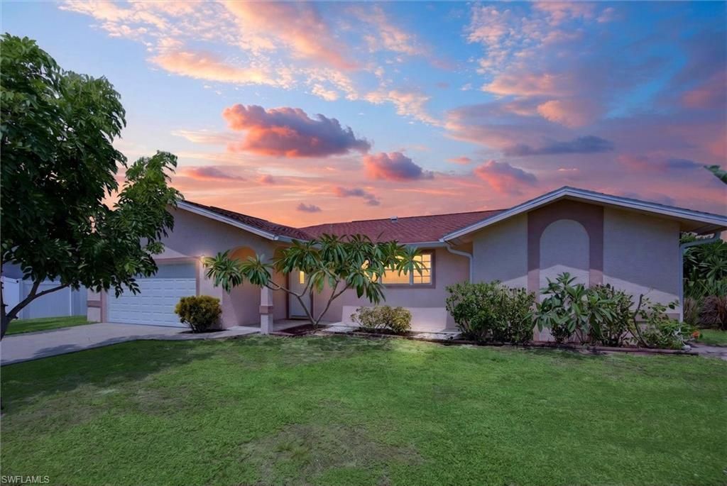 305 SE 27th TER, CAPE CORAL, FL 33904 — exterior