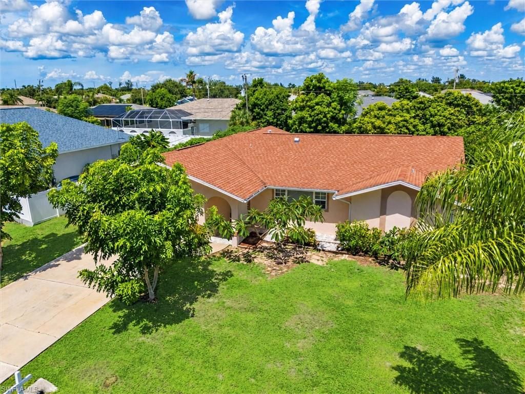 305 SE 27th TER, CAPE CORAL, FL 33904 — photo 3
