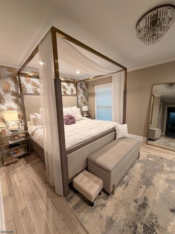 252 Crescenzi Ct, West Orange Twp., NJ 07052