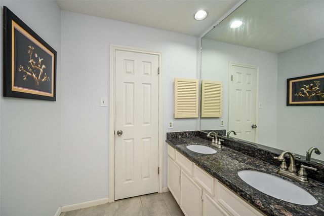 14431 Royal Hill Drive, Houston, TX 77083