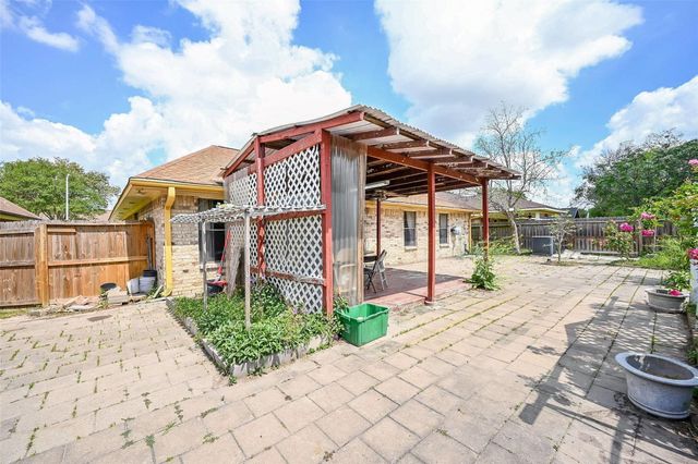 14431 Royal Hill Drive, Houston, TX 77083