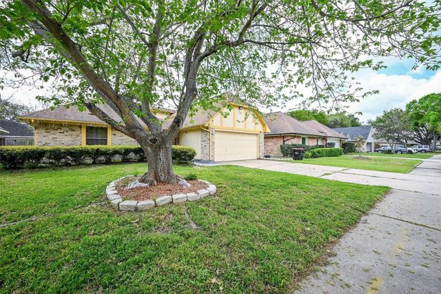 14431 Royal Hill Drive, Houston, TX 77083