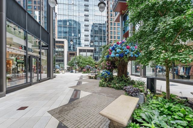 135 Seaport Blvd UNIT 818, Boston, MA 02210