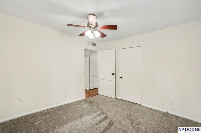 6795 Seward Street, Omaha, NE 68104