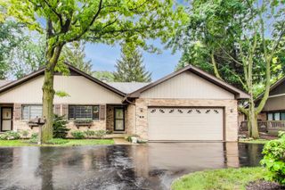 45 Castle Rock Lane, Bloomingdale, IL 60108