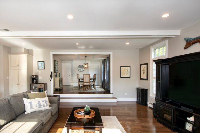22 Spring St, Cohasset, MA 02025