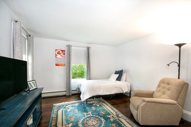 22 Spring St, Cohasset, MA 02025