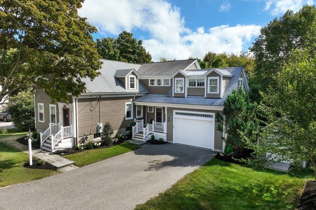 22 Spring St, Cohasset, MA 02025