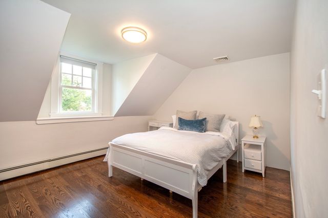 22 Spring St, Cohasset, MA 02025