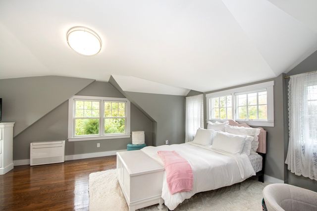 22 Spring St, Cohasset, MA 02025