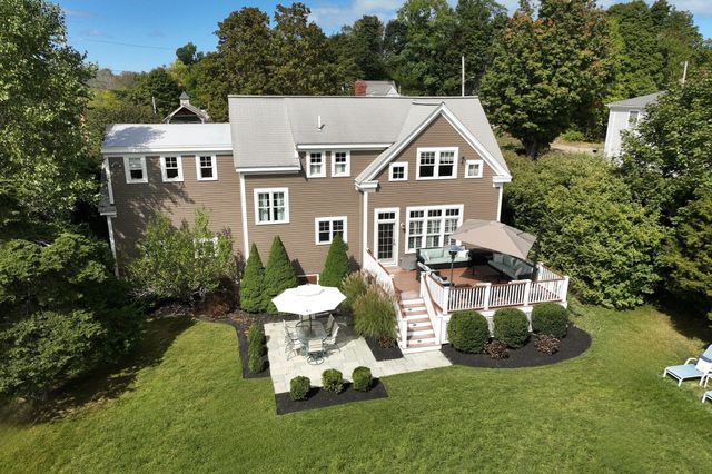 22 Spring St, Cohasset, MA 02025