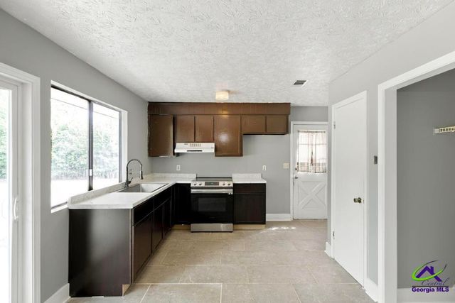 507 Feagin Mill Rd, Warner Robins, GA 31088