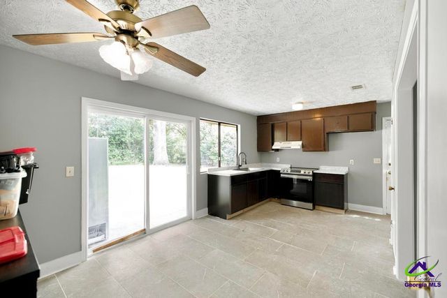 507 Feagin Mill Rd, Warner Robins, GA 31088