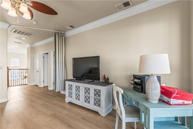 15317 Bowsprit Ct, Corpus Christi, TX 78418