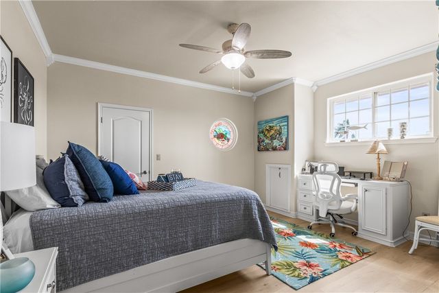 15317 Bowsprit Ct, Corpus Christi, TX 78418