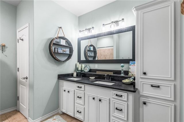 15317 Bowsprit Ct, Corpus Christi, TX 78418