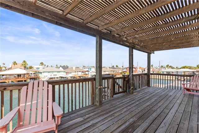 15317 Bowsprit Ct, Corpus Christi, TX 78418