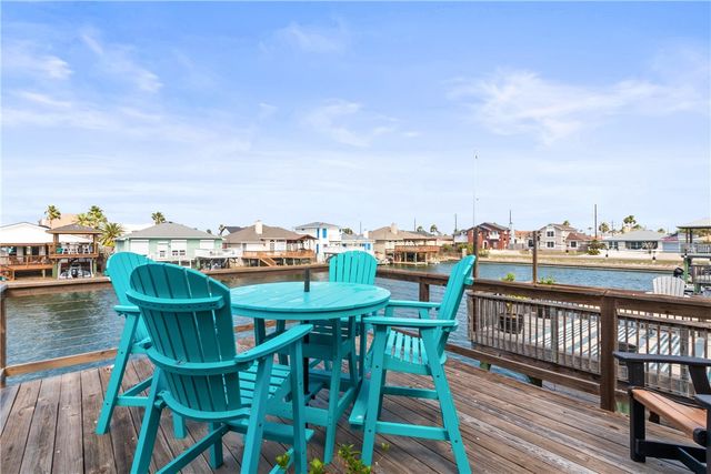 15317 Bowsprit Ct, Corpus Christi, TX 78418