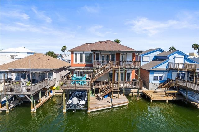 15317 Bowsprit Ct, Corpus Christi, TX 78418