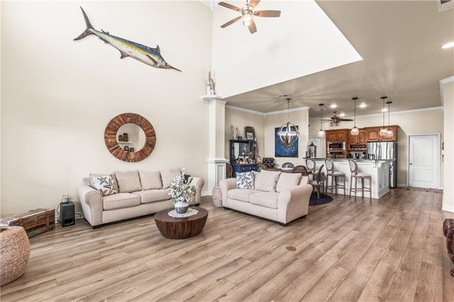 15317 Bowsprit Ct, Corpus Christi, TX 78418