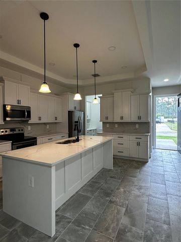 44 KEEBLE AVENUE, Debary, FL 32713