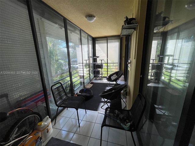 671 NE 195th St 207-E, Miami, FL 33179