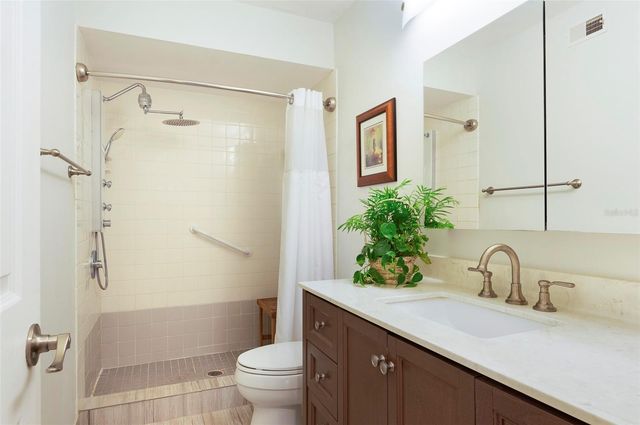 10152 REGAL DRIVE, Largo, FL 33774