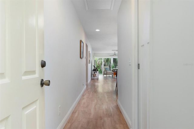 10152 REGAL DRIVE, Largo, FL 33774