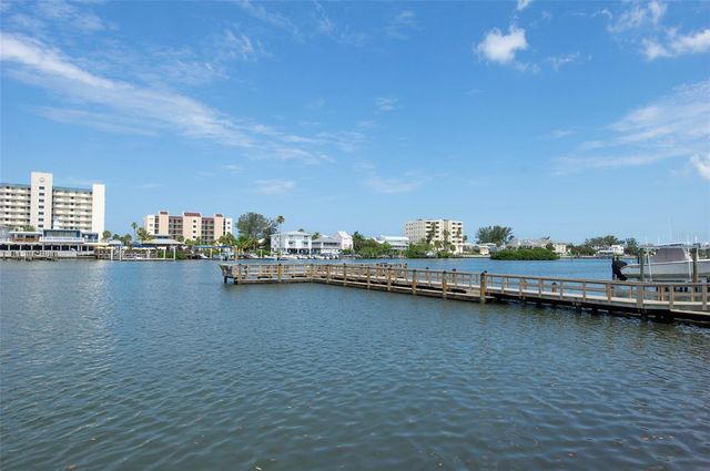 10152 REGAL DRIVE, Largo, FL 33774