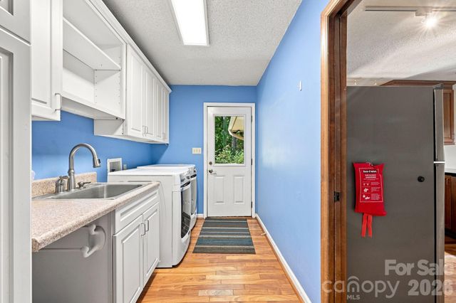 19317 Davidson Concord Road, Davidson, NC 28036