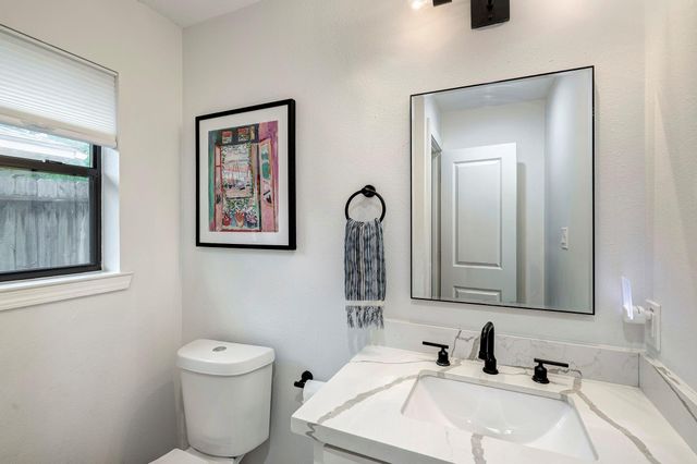 6735 Grovewood Lane, Houston, TX 77008
