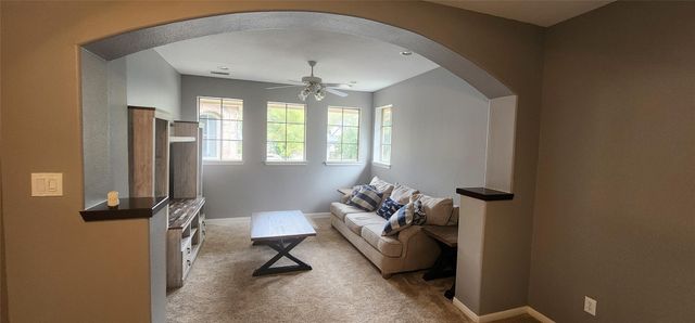 66 W Mirror Ridge Circle, The Woodlands, TX 77382