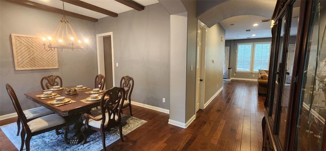 66 W Mirror Ridge Circle, The Woodlands, TX 77382