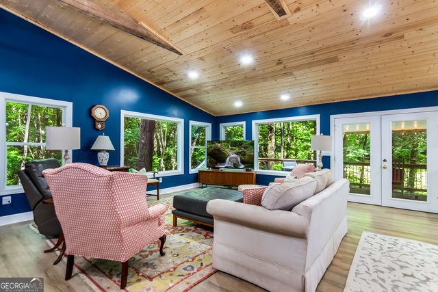 1564 Rackley Road, Ellijay, GA 30536