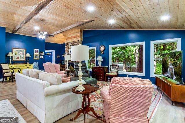 1564 Rackley Road, Ellijay, GA 30536