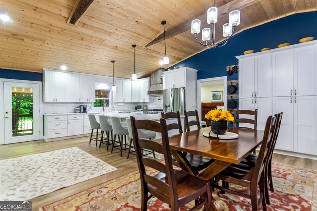 1564 Rackley Road, Ellijay, GA 30536