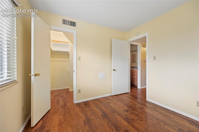2927 Mesa Road C, Colorado Springs, CO 80904