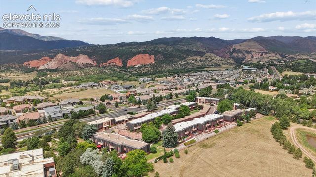 2927 Mesa Road C, Colorado Springs, CO 80904