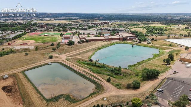 2927 Mesa Road C, Colorado Springs, CO 80904