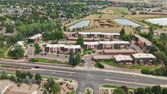 2927 Mesa Road C, Colorado Springs, CO 80904