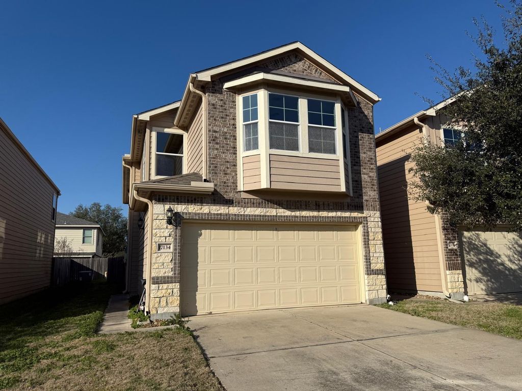 17134 Wilthorne Gardens Court, Houston, TX 77084