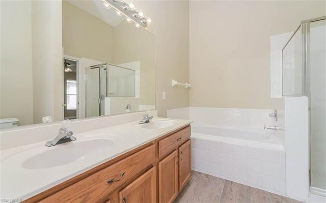 202 SW 16th TER, Cape Coral, FL 33991