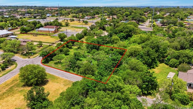 4111 W HORSESHOE BND, San Antonio, TX 78228