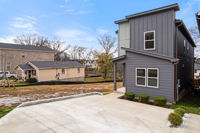 2118A Burns St, Nashville, TN 37216